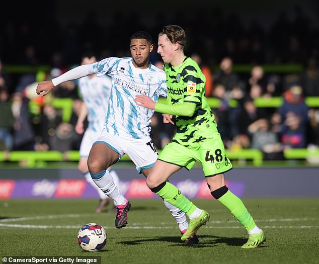 Charlie Savage made his fifth appearance for Duncan Ferguson's side on Saturday afternoon