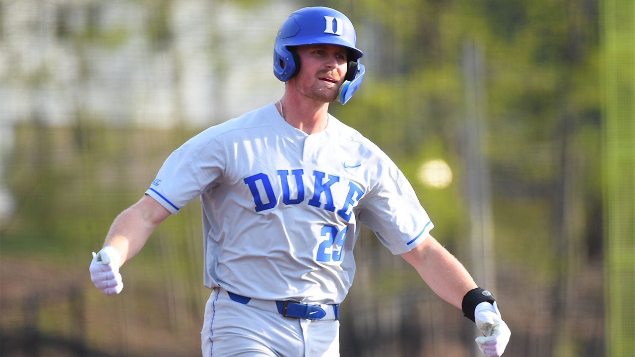 Duke baseball player has three home run game on torn ACL in college