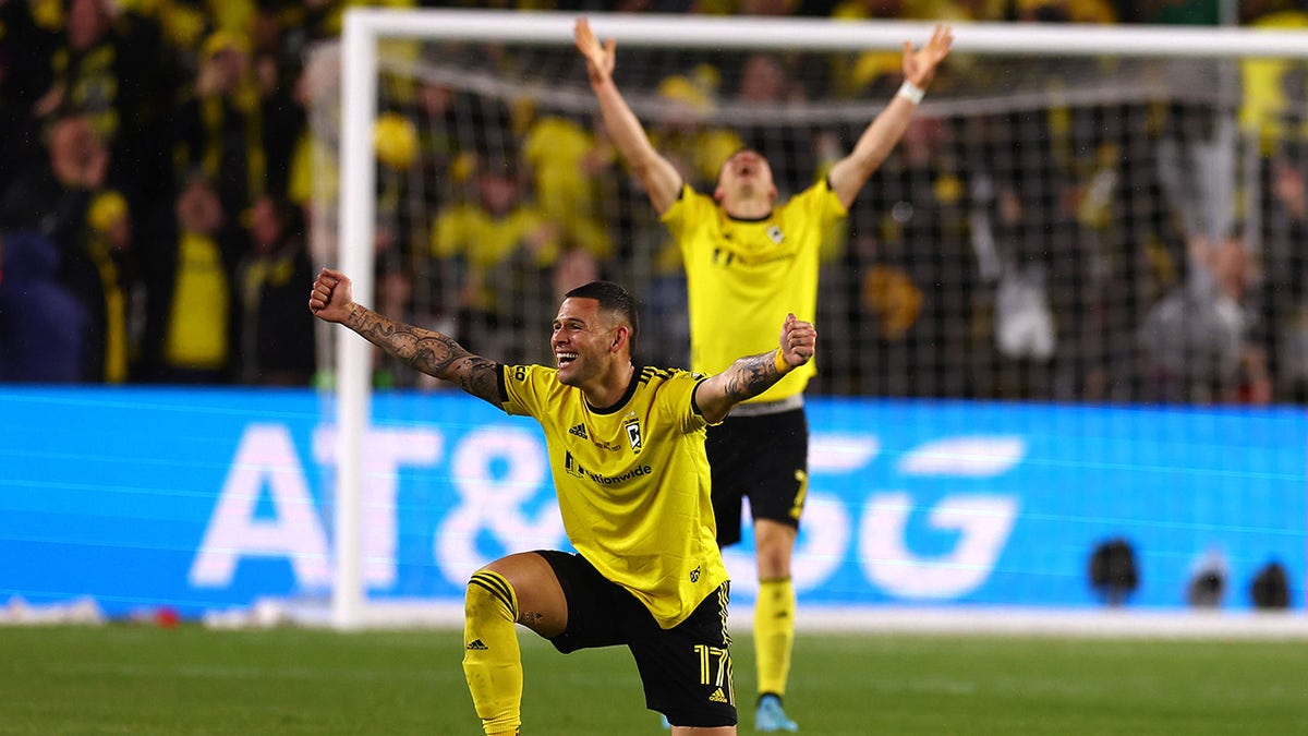 Columbus Crew players celebrate